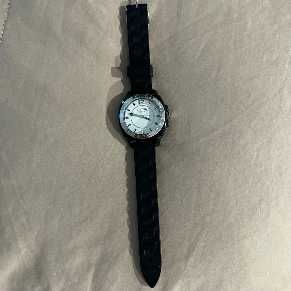 Coach Watch - Picture 2 of 4